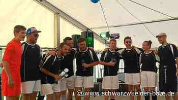 Fußball in Tennenbronn - Wurzelhexen werden bei Dorfmeisterschaft gejagt - Schwarzwälder Bote