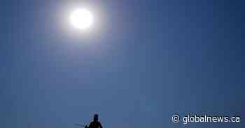 Heat warnings for large stretch of Ontario as temperatures near mid 30s