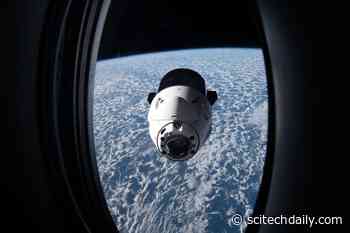 Space Station Astronauts Unpacking New Science Experiments From SpaceX Dragon Resupply Ship