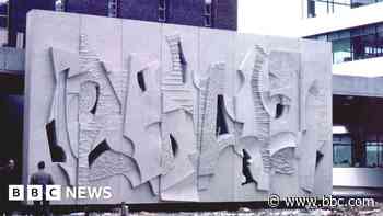 Milton Keynes: New home sought for concrete sculpture - BBC