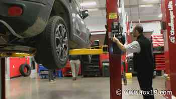 New program hopes to fill hundreds of auto tech jobs in Cincinnati area - FOX19