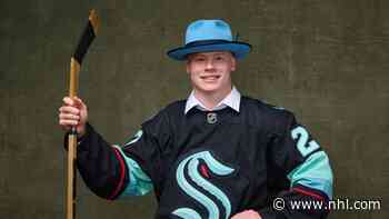 Hat's On for Prospect Ty Nelson - NHL.com