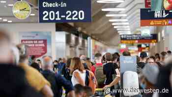 Flughafen Köln/Bonn: Reisende hilflos – „Kurz vor Notruf“ - DER WESTEN