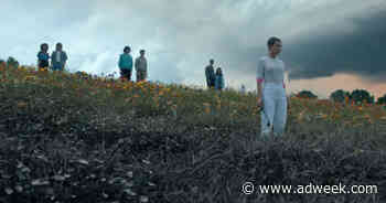 Netflix Loses Nearly 1 Million Subscribers, Sets Ad Tier for Early 2023