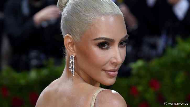 "Nur ein wenig Botox": Kim Kardashian streitet Schönheits-OP ab - n-tv NACHRICHTEN