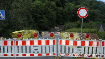 Elzbachbrücke gesperrt: Verkehr rast mitten durch Monreal - Andernach & Mayen - Rhein-Zeitung