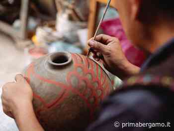 Mercatini domenicali in centro a Clusone - Prima Bergamo