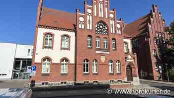 Flucht und Angriff auf die Polizei – die abenteuerliche Ausrede des Angeklagten - Nordkurier