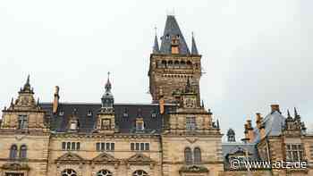 Hummelshain: Rettung eines der schönsten Schlossdächer