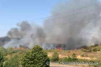 Joyce Green Dartford heatwave fire still burning after 24 hours