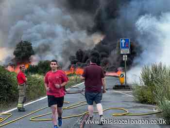Ray Lamb Way Erith grassland fire: Pictures from scene  