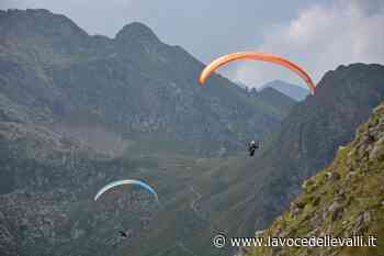 Al Passo San Marco gara di volo: vince il parapendio più preciso - La Voce delle Valli