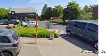 Gestolen BMW teruggevonden in doodlopend straatje in Asse | Lebbeke | hln.be - Het Laatste Nieuws