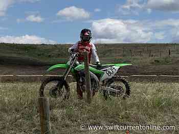 CMX Powersports team riders race at Virden - SwiftCurrentOnline.com