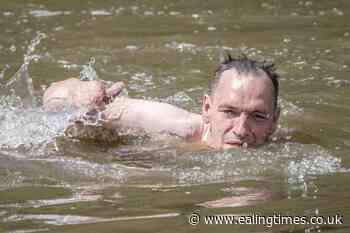 Doncaster's residents brave unprecedented temperatures - Ealing Times