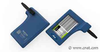 Alaska Airlines Will Use Electronic Bag Tags to Speed Up Check-In     - CNET