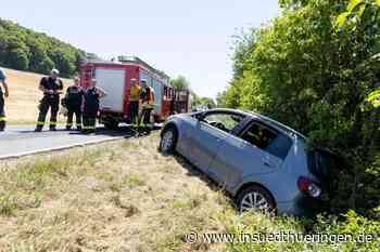 Schmalkalden-Meiningen - Auto kommt von Straße ab: Zwei Personen verletzt - inSüdthüringen
