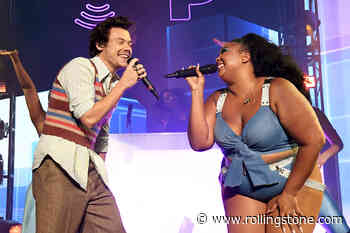 What Does Harry Styles Smell Like? Lizzo Did the Sniffing