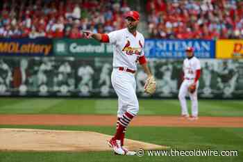 Cardinals Fan Shows Off A Fun Prize From Adam Wainwright - The Cold Wire