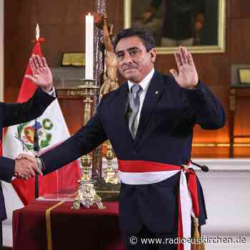 Peru: Siebter Innenminister in einem Jahr vereidigt - radioeuskirchen.de