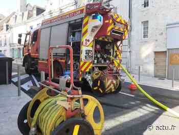 Eure-et-Loir. Fuite de gaz à Nogent-le-Rotrou : pompiers, gendarmes et agents GRDF bloquent la rue Saint-Hilaire ! - actu.fr