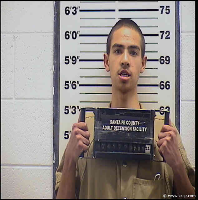 Woman shot over dinged car in Española grocery store parking lot