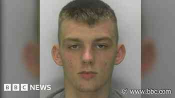 Thief avoids jail for £30K Gloucester chewing gum heist - BBC