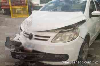 Al menos 3 lesionados en accidente vial en Fresnillo - Imagen de Zacatecas, el periódico de los zacatecanos