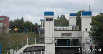 Code geel door droogte en dreigend tekort aan zoet water in sloten en kanalen - AD.nl