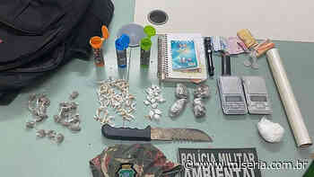 Cinco correm da PM no Juazeiro abandonando cocaína, crack, maconha e apetrechos do tráfico - Site Miséria