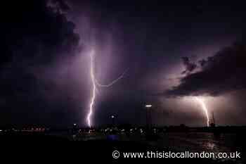 London Met Office weather warning for thunderstorms