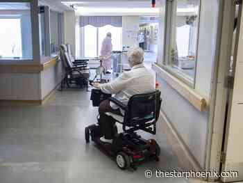 Lewis: Seniors have power to change anemic Canadian health-care system
