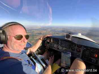 Man uit Aalter crasht met sportvliegtuigje maar blijft ongedeerd - De Standaard