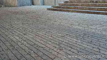 Cagliari, in piazza Garibaldi si rischiano pericolose cadute - L'Unione Sarda.it