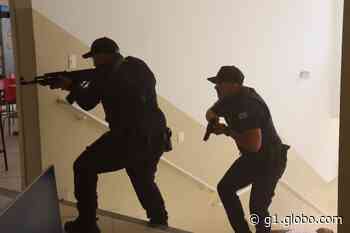 GCM realiza treinamento em simulação de invasão a prédio público em Capivari - Globo.com