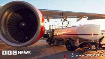 Union suspends Heathrow refuelling staff strike