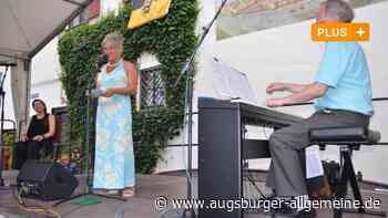 Sommernachtslyrik verzaubert das Publikum am Fischerplätzle