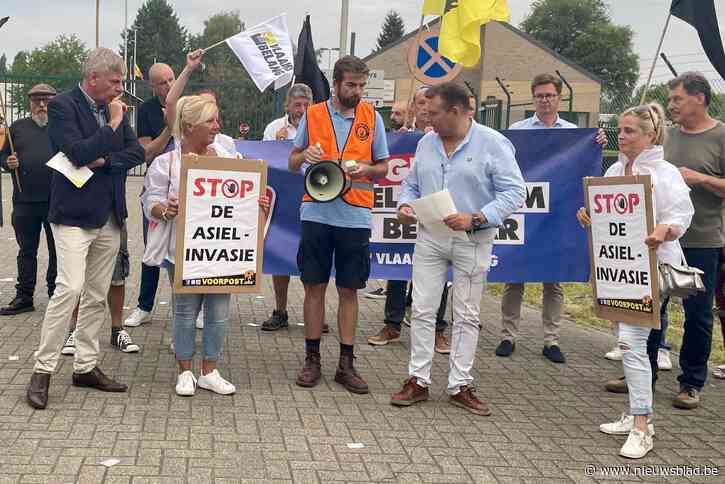 Burgemeester Walter Horemans (CD&V) reageert op betoging tegen noodopvang in Berlaar: “Minder volk dan verwacht en weinig inwoners aanwezig”