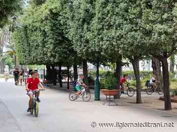 Trani, troppe bici in giro per la villa: vigili ieri sera per mandarle via - ilgiornaleditrani - Radio Bombo