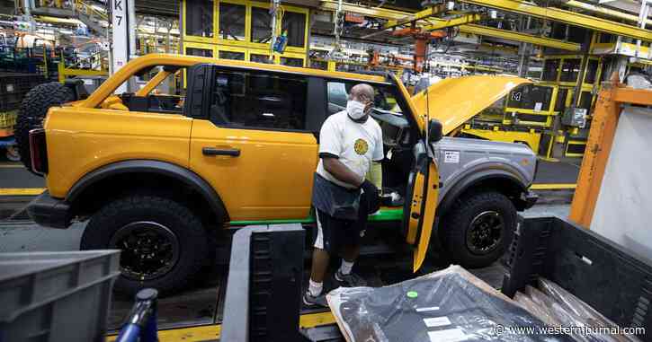 Ford to Ax Up to 8,000 American Jobs in Order to Fund Electric Vehicle Production - Report