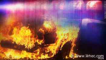 Woman sets boyfriend's car on fire