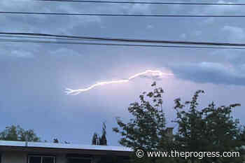 Lightning sparks 2 'spot fires' in Fraser Valley - Chilliwack Progress