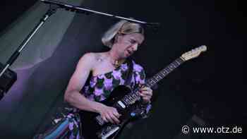 Bilderbuch begeistert Besucher der Jenaer Kulturarena