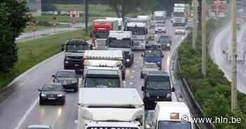 Ongeval op E313 richting Antwerpen ter hoogte van Parking Ranst - Het Laatste Nieuws