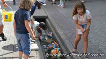 Bächlefest in Schramberg - 100 junge Zuberkapitäne lassen Gefährte zu Wasser - Schwarzwälder Bote