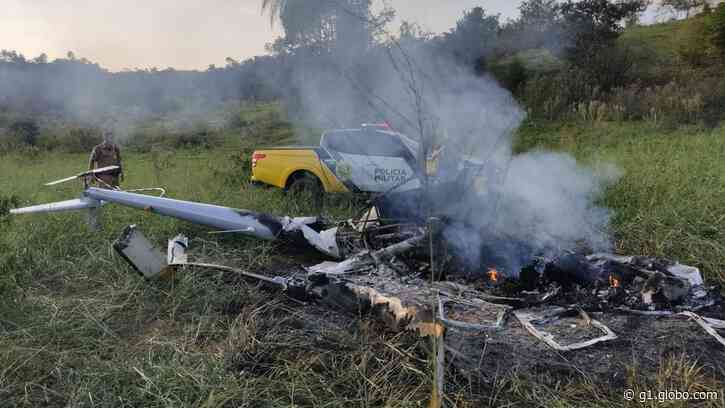 Helicóptero cai e pega fogo em área rural de Loanda; ao menos uma pessoa morreu, diz polícia - Globo