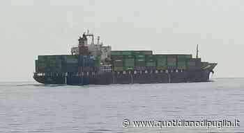 Scoppia l'incendio sulla nave: portata a Brindisi per le indagini - quotidianodipuglia.it