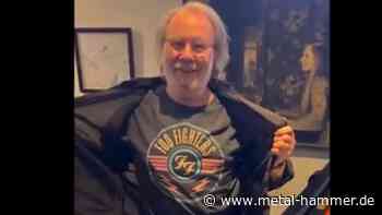 Benny Andersson (Abba) covert 'Learn To Fly' (Foo... - Metal Hammer