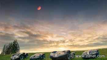 Happy birthday: 100,000 robots set to sing for Mars rover