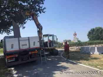 Novi di Modena, il ponte di via Bosco verso la riapertura parziale - Modena 2000